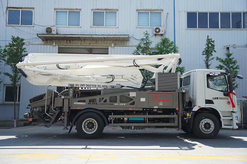 科尼乐32米泵车