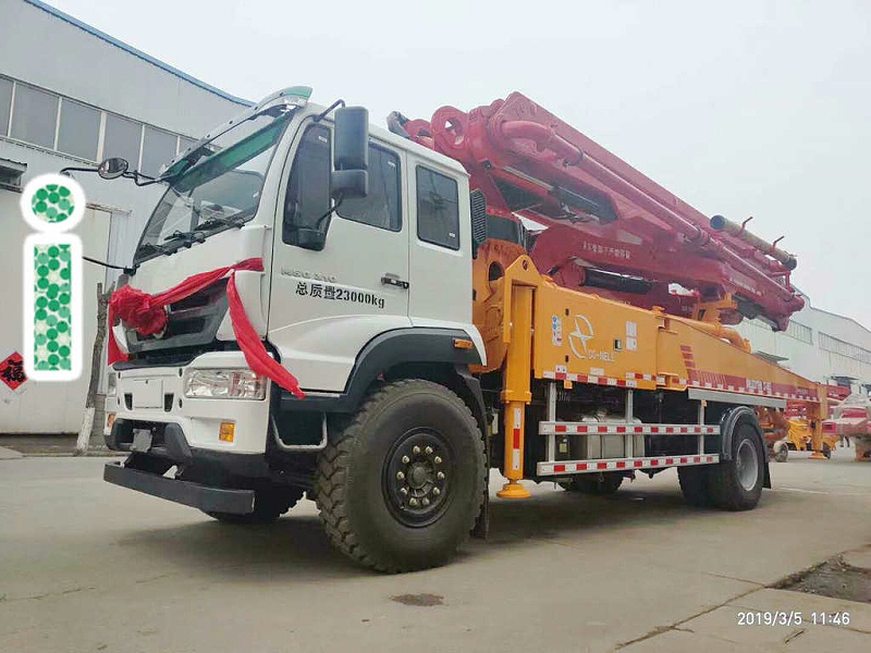 青岛小型混凝土泵车价格 (17)