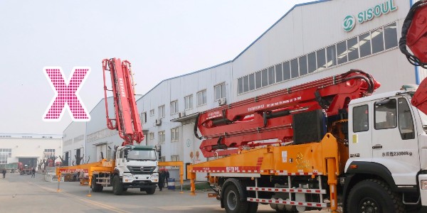 在小型泵车施工过程中，如何解决油缸突然失效的问题？