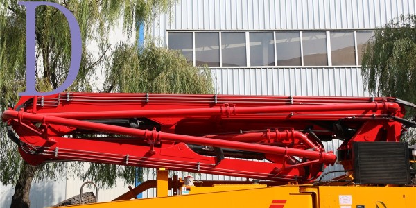 混凝土输送泵的各种分类以及性能特点？