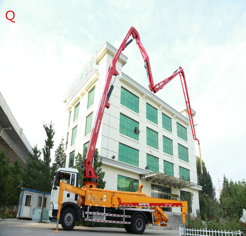 天泵，小型泵车，混凝土泵车、小型混凝土泵车