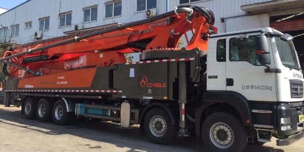 如何使用泵车，能让它时长更久