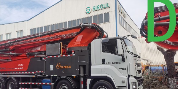 泵车车身悬空，缓解泵送带来的冲击