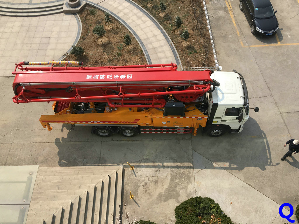 小型混凝土泵车，小型泵车，天泵，混凝土泵车