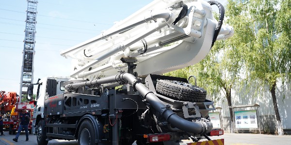 夏季温度高，泵车轮胎要注意哪些？