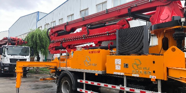 液压缸漏油问题该如何解决