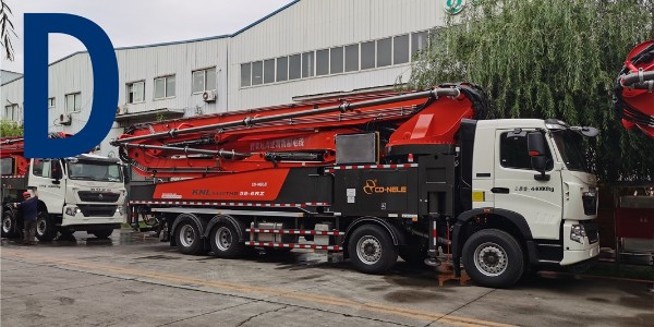 混凝土泵车柴油精滤更换方法