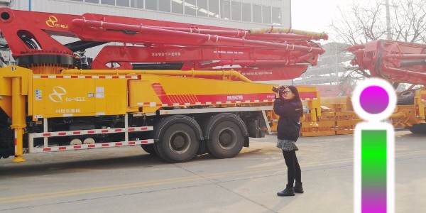 小型泵车—自动智能的代名词，给你不一样的施工体验（二）