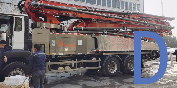 泵车伸展布料杆应按出厂说明书的顺序进行