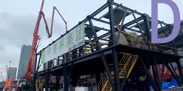 小型混凝土泵车的推送机构功能简介