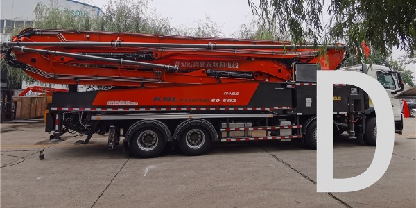 泵车的泵送系统由哪些机构组成？