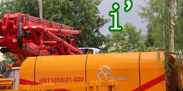 混凝土泵更换液压油时，为什么需要格外留意更换时间和频率？