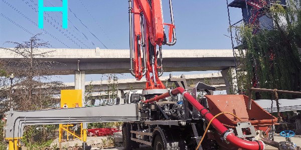 混凝土泵车的清洗方法