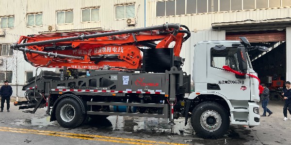 进入炎热的夏季，你的泵车要注意哪些呢